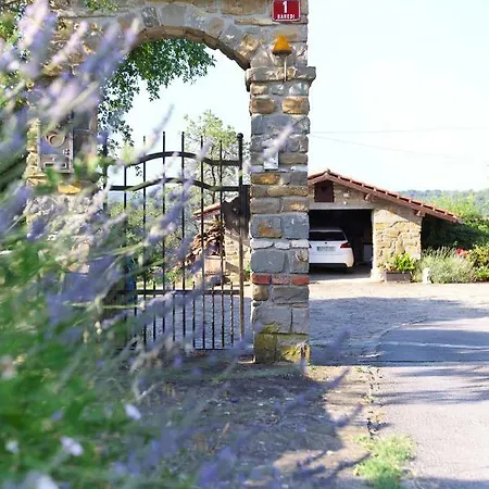 Cozy Istrian House カントリーハウス イゾラ