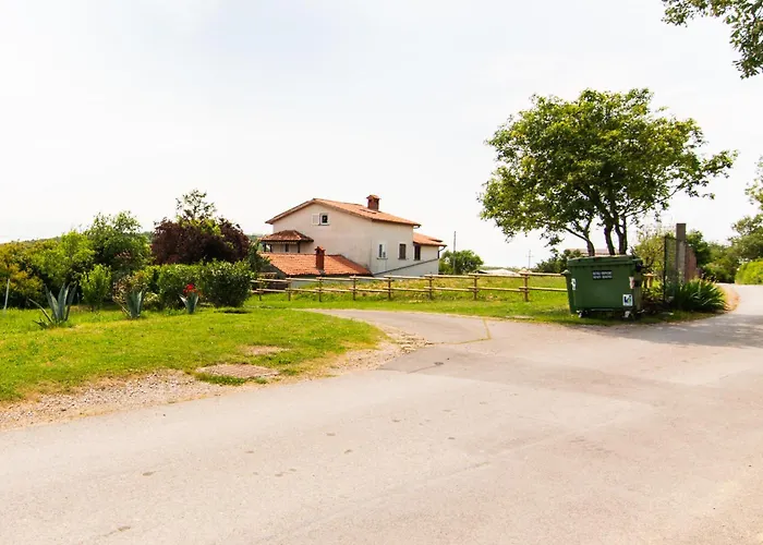 Cozy Istrian House Kır Evi *