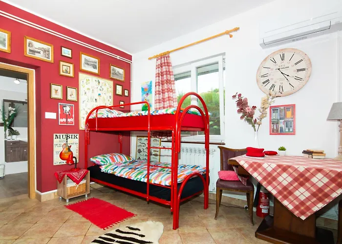 Cozy Istrian House Летний дом