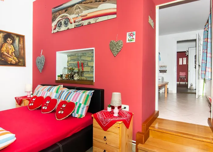 Cozy Istrian House منزل ريفي إيزولا