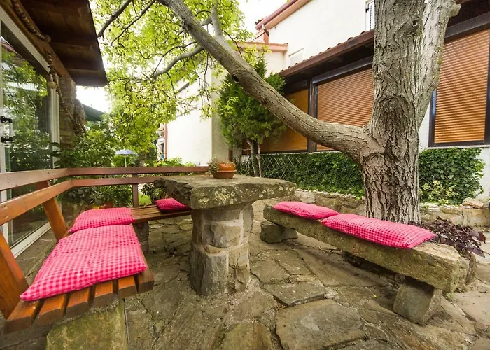 منزل ريفي Cozy Istrian House إيزولا